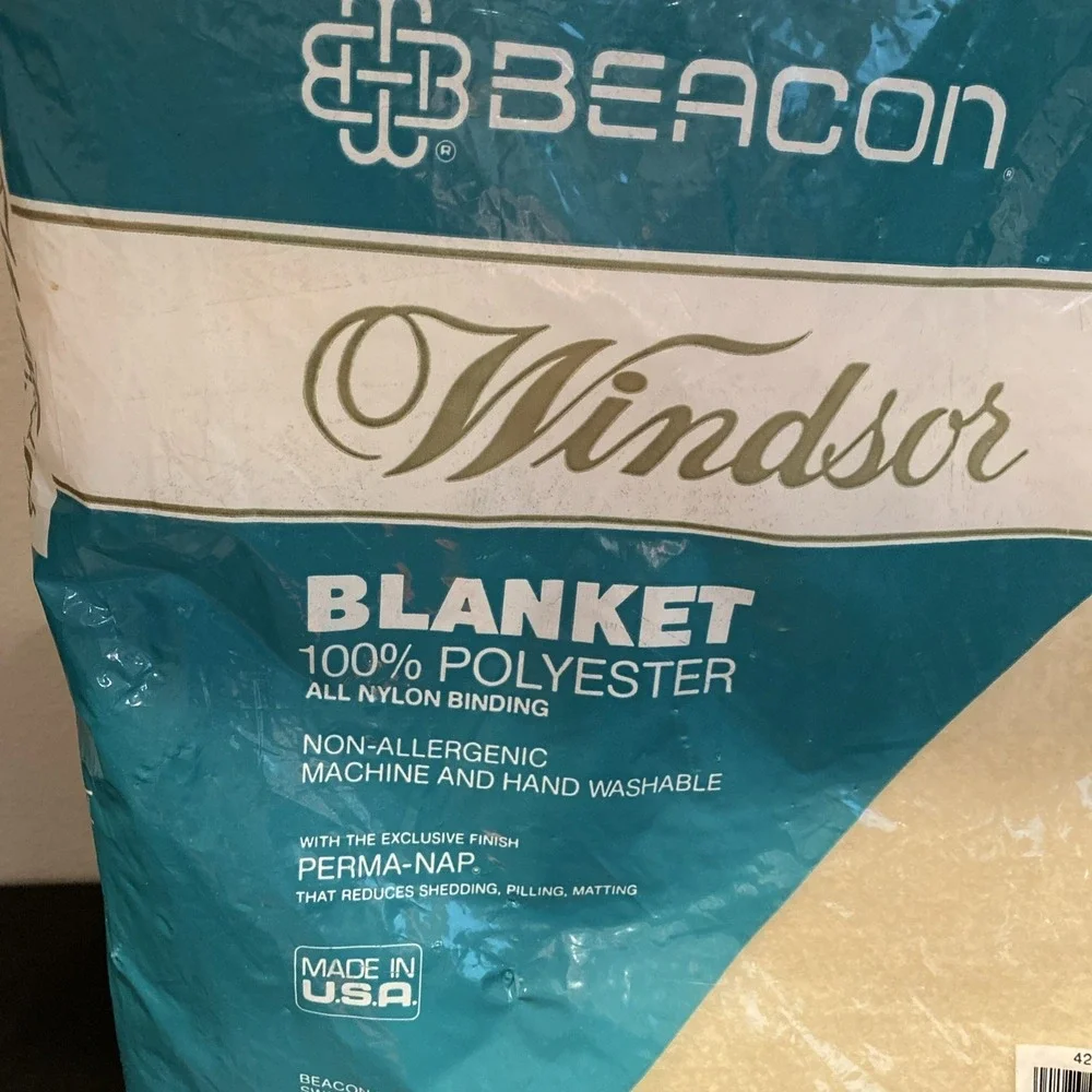 Vintage Beacon Blanket Windsor Polyester Bone 72 X 90 Fits Full‎ /Twin NOS